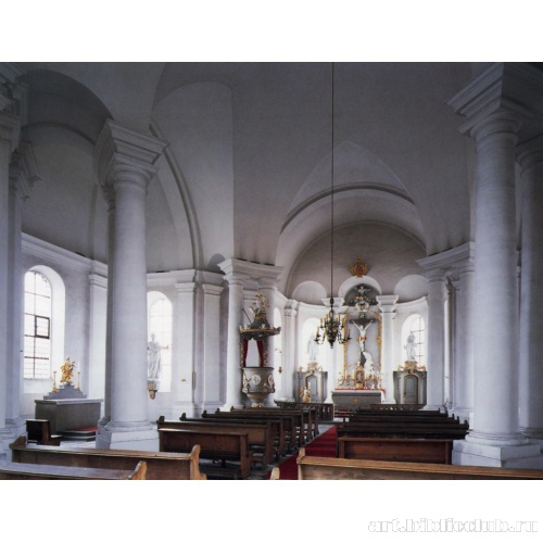 Церковь Св. Креста, интерьер