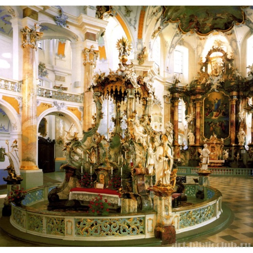 Центральный алтарь, общий вид