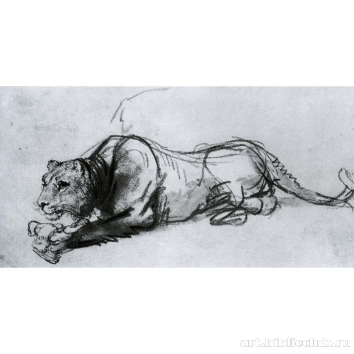 Львица с птицей в лапах