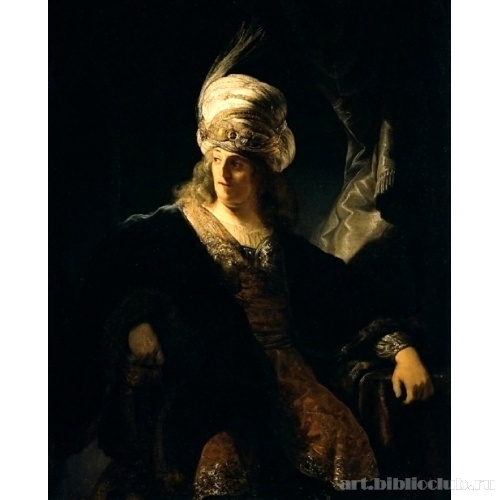 Молодой человек в восточном костюме