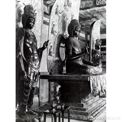 Скульптурная триада Будды Якуси