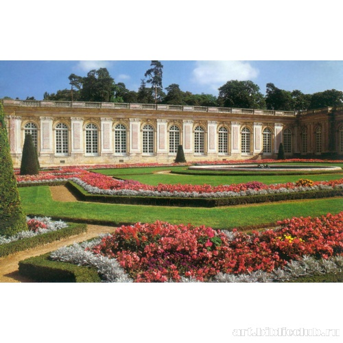 Версаль. Мраморный (большой) Трианон. Вид со стороны партера