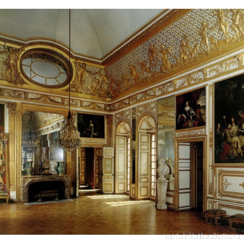 Аванзал с Овальным окном)