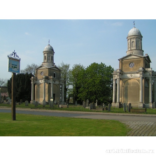 Башни разрушенной церкви Богородицы