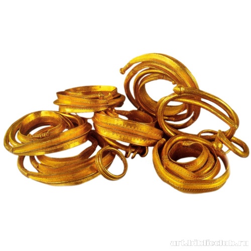 Браслеты в форме извивающихся змей