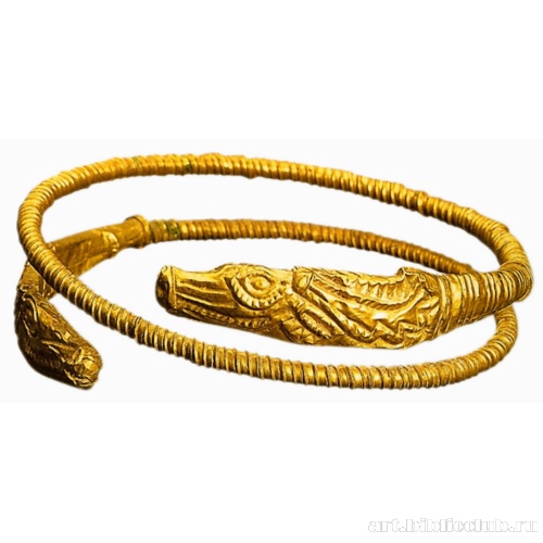 Гривна с оленьими головами