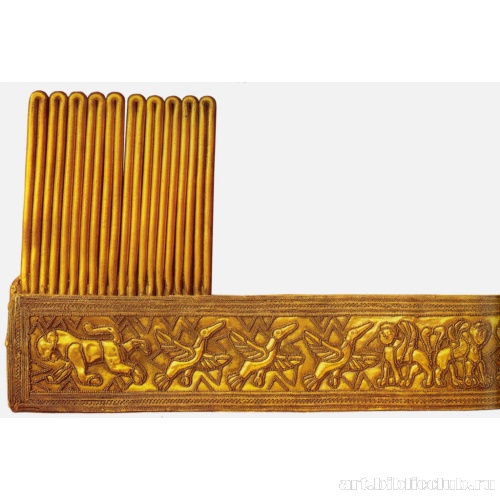 Застежка с фигурками сфинксов, птиц, львов