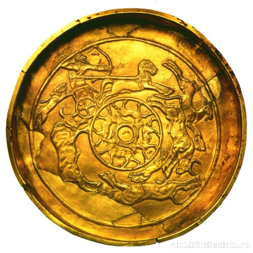 Золотая чаша с охотничьими сценами