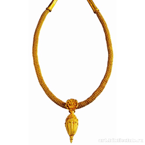 Ожерелье с подвеской в форме желудя