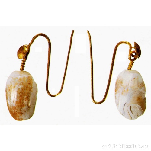 Пара серег с жемчужинами-подвесками