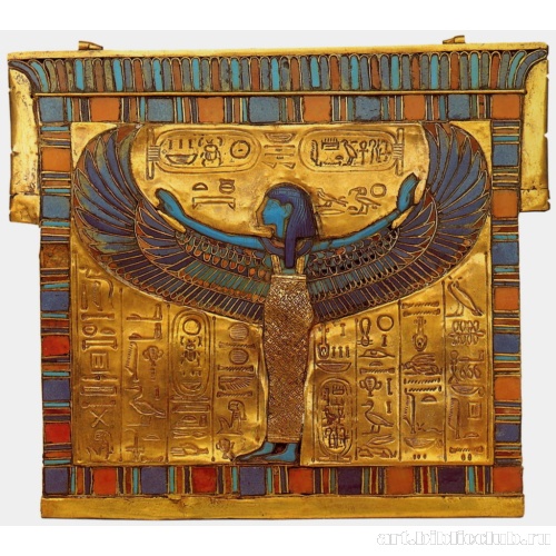 Пектораль с изображением богини неба Нут