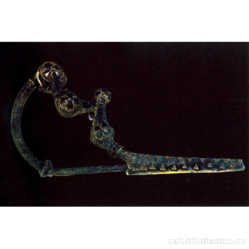 Фибула в форме дракона