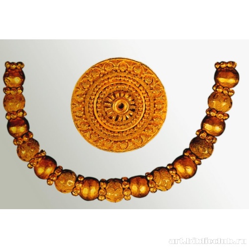 Ожерелье и диск