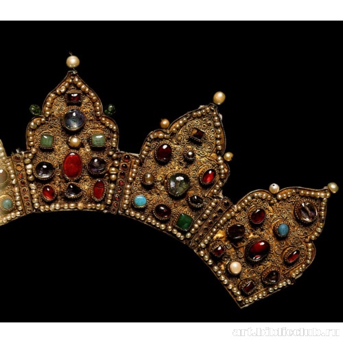 Корона с оклада иконы «Богоматерь Боголюбская». Фрагмент