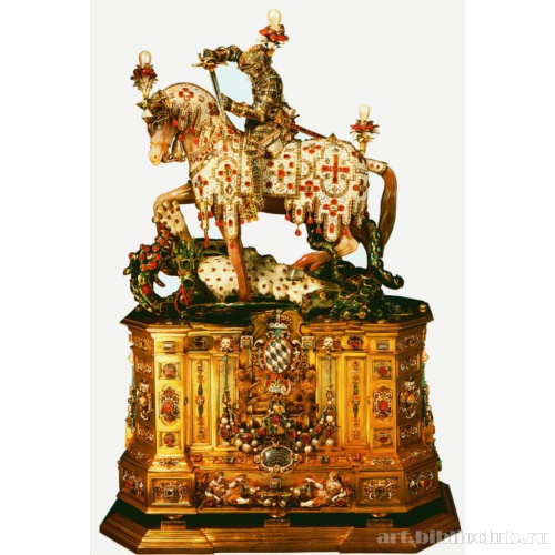 Статуя-реликварий святого Георгия