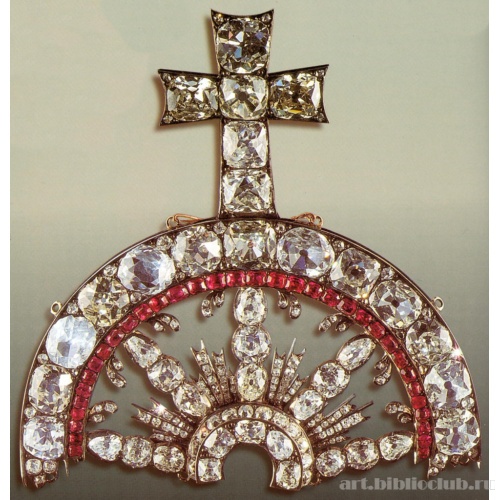 Полукруглая диадема