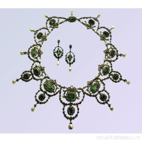 Ожерелье, серьги