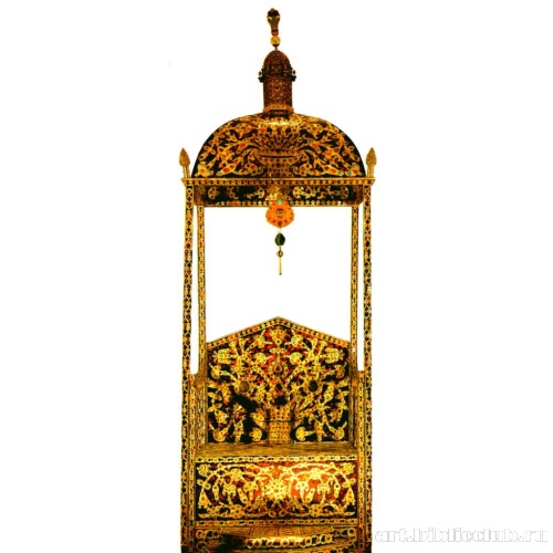 Трон с балдахином