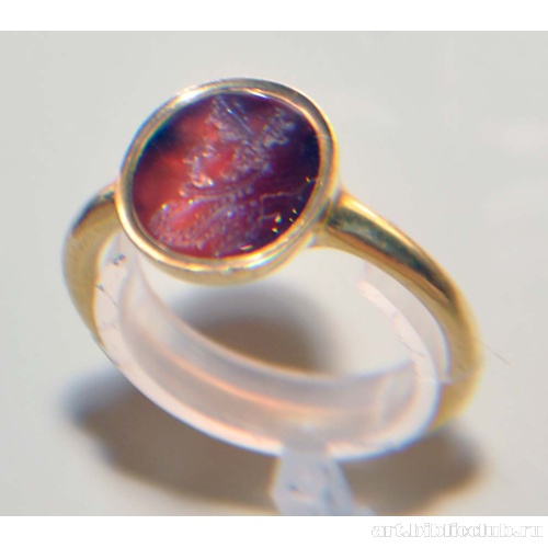 Перстень с инталией с портретом Кристины Лотарингской