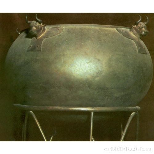Бронзовый котел