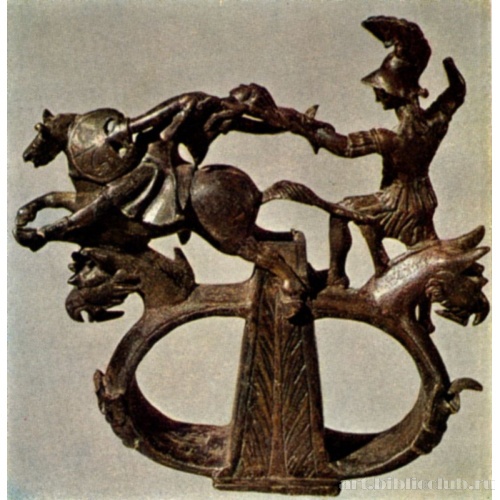 Битва с амазонкой. Украшение сбруи из Марчены, Испания