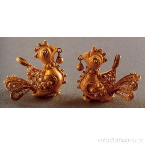 Золотые объемные подвески в виде птиц