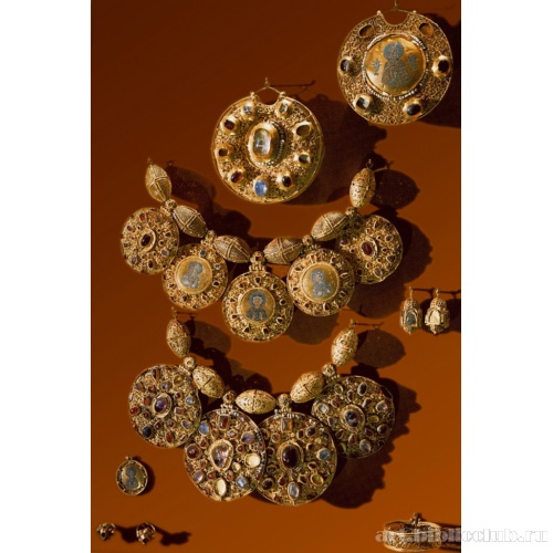 Бармы из Рязанского клада