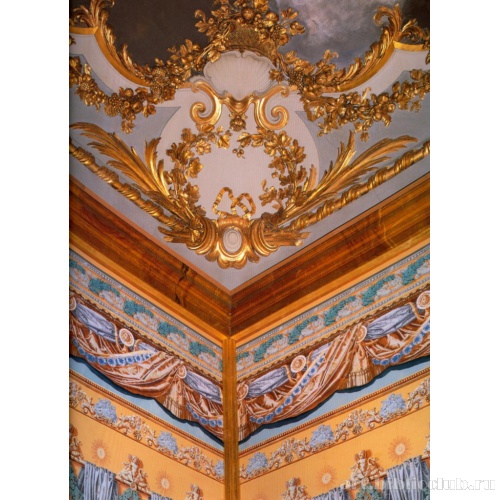 Комнаты инфанты Изабеллы. Расписные бумажные обои