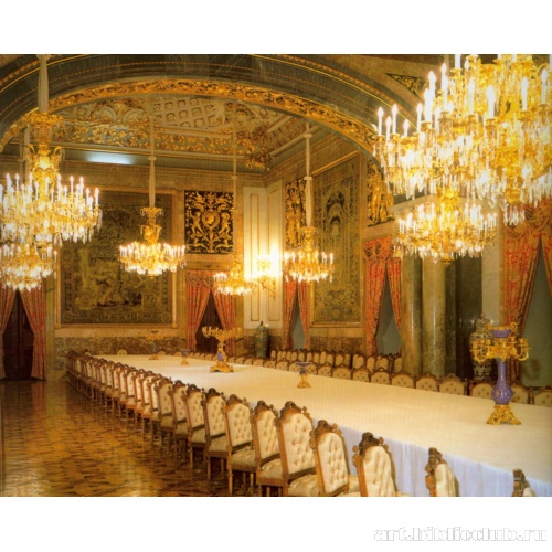 Королевский дворец. Парадная столовая