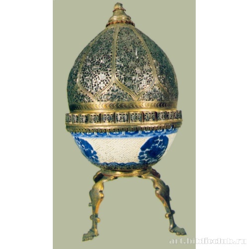 Фарфоровая кадильница династии Мин