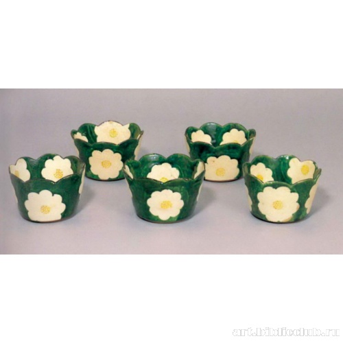 Набор чашек для еды с изображением цветков камелии
