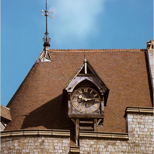 Виндзорский замок. Крыша Башни Комендантского Часа с циферблатом часов