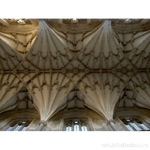 Винчестер. Сталактитовые своды Винчестерского собора
