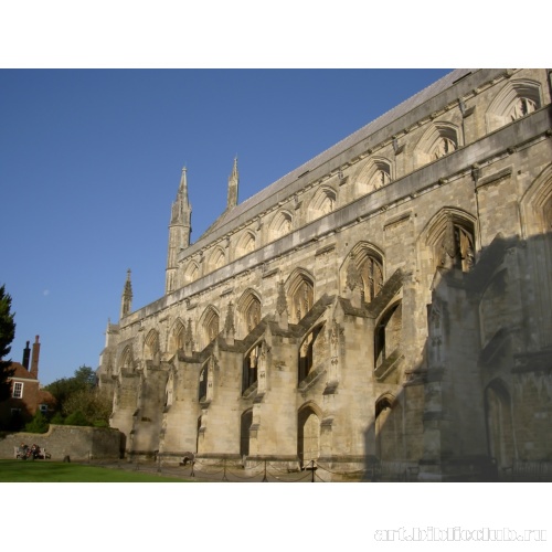 Винчестер. Западная сторона Винчестерского собора