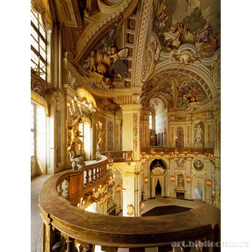 Замок Ступиниджи. Главный вестибюль