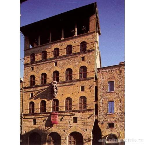 Палаццо Даванцати. Общий вид